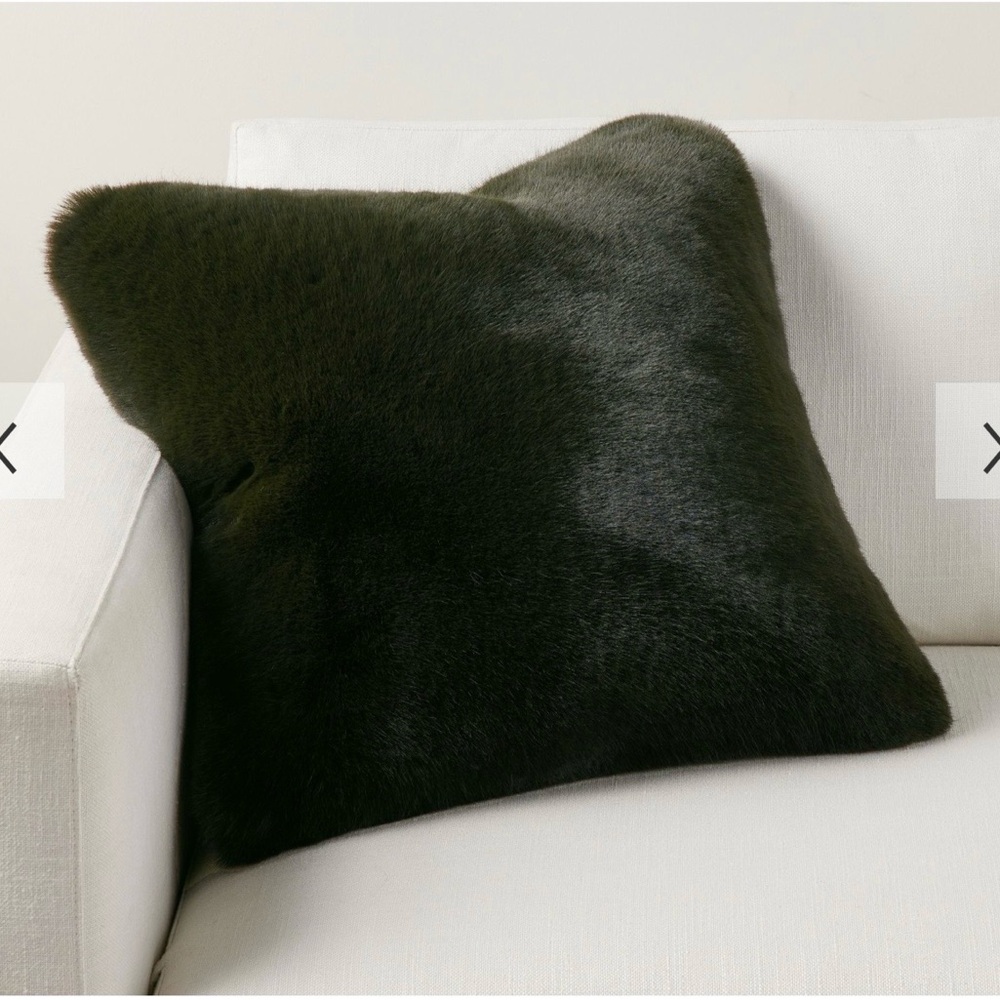 POTTERY BARN Faux Mink Pillow Covers -BNWT- Set of 2